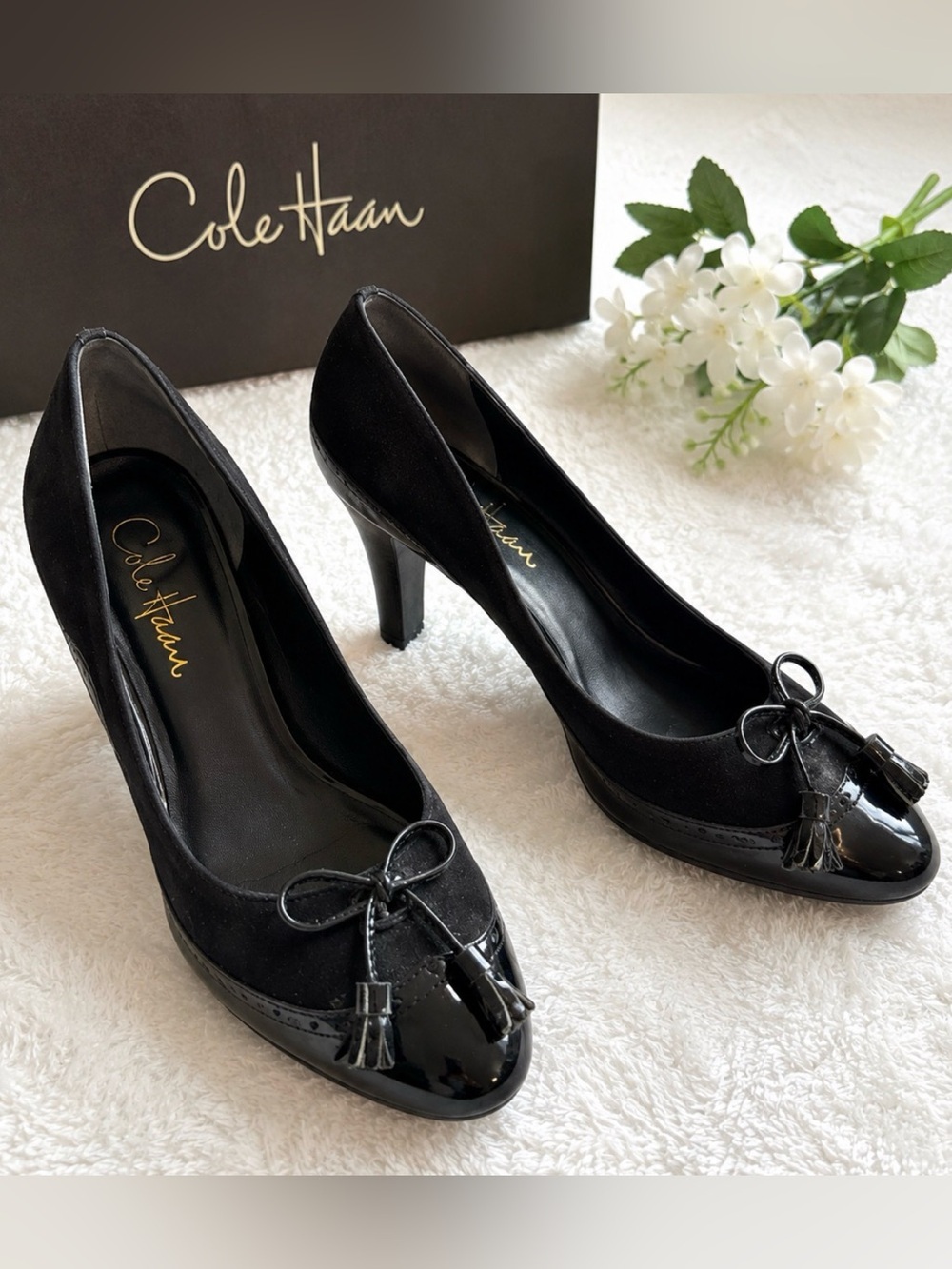 Cole Haan Rosetta Mid Pump II Black Suede Patent Tassel Heels Size 8.5B